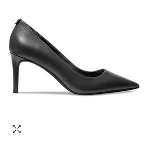 Michael Kors Black Leather Pumps (6.5)